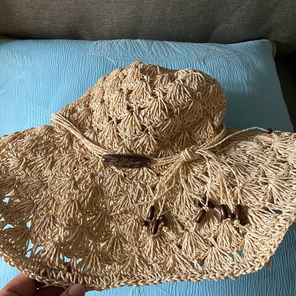 Billabong straw hat